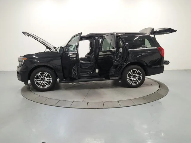 Used 2025 Black Ford Active image 13
