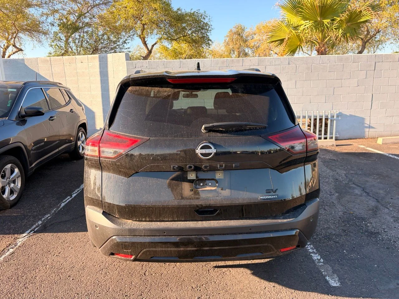 Used 2023 Super Black Nissan SV image 5