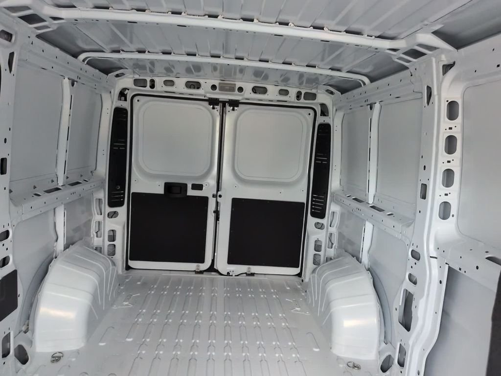New 2026 Bright White Clear-Coat Exterior Paint RAM Low Roof image 25