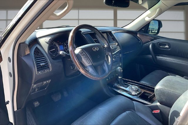 Used 2014 White INFINITI  image 13