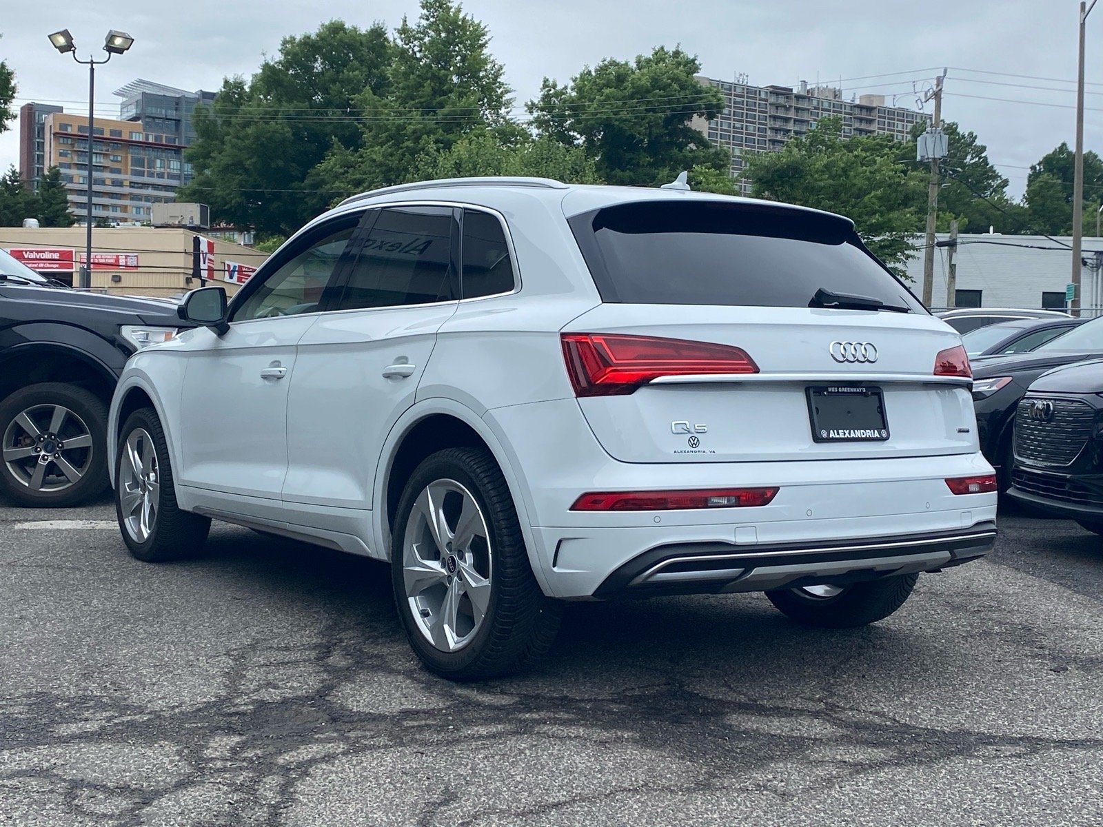 Used 2021 White Audi 45 Premium Plus image 4