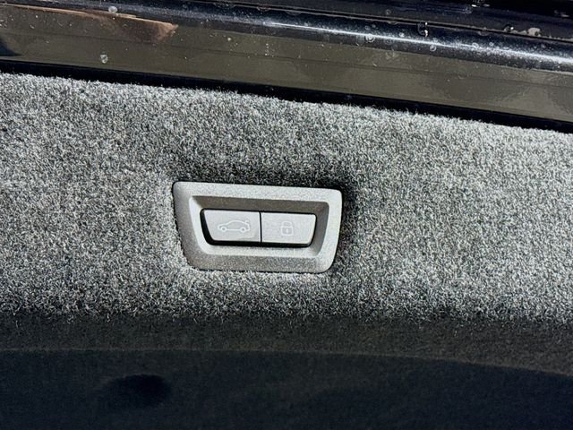 2025 BMW 7 Series 760i - Photo 30