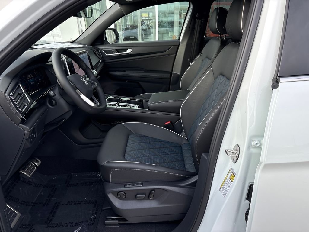 2026 Volkswagen Atlas Cross Sport SEL Premium R-LINE - Photo 9