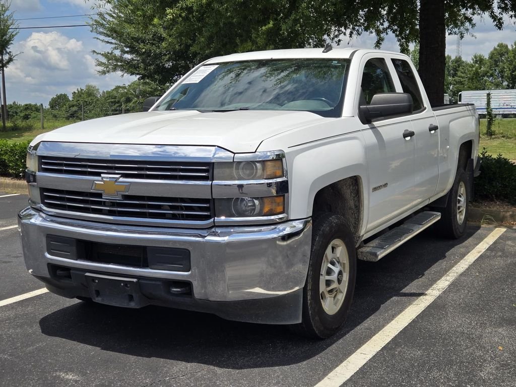 Used 2015 White Chevrolet LT image 4