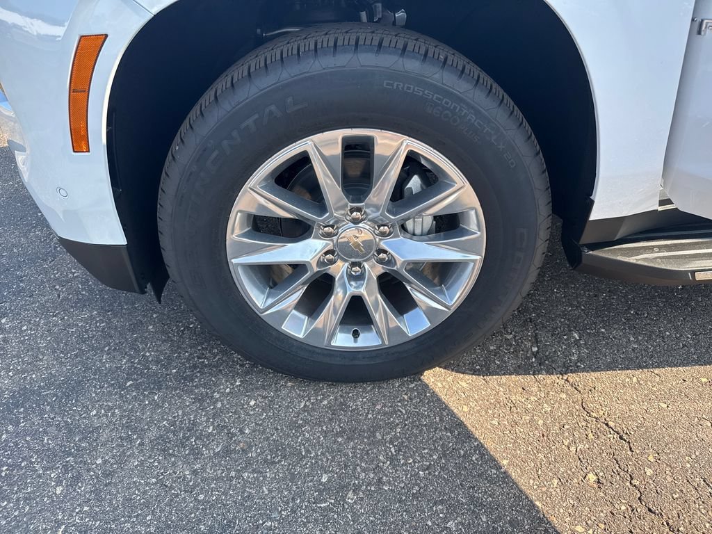New 2026 Polar White Tricoat Chevrolet Premier image 26