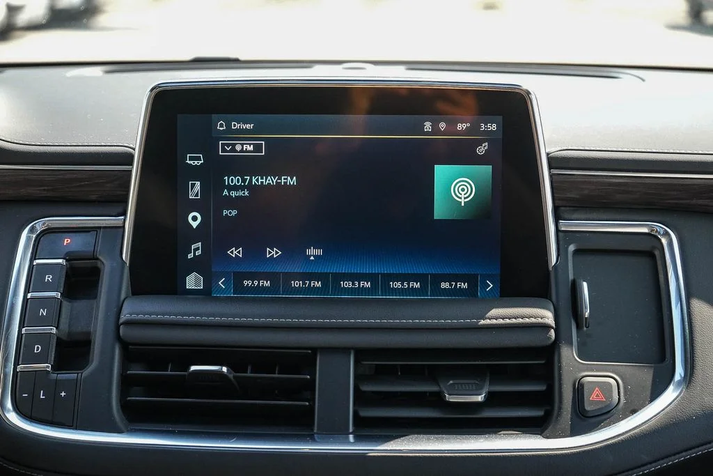 Used 2023 Gray Chevrolet Z71 image 13