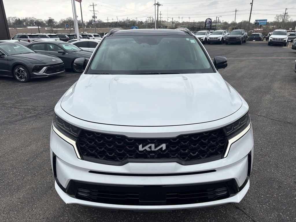 Used 2023 Kia Sorento SX Prestige with VIN 5XYRKDLF8PG197173 for sale in Kansas City
