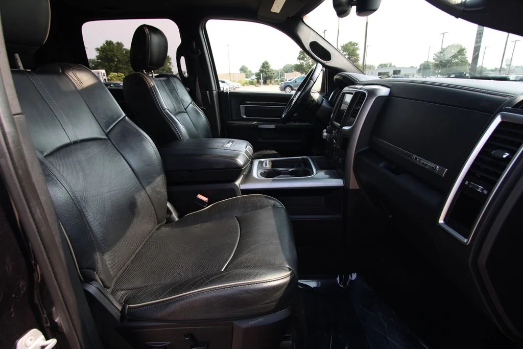 Used 2016 Black Ram Laramie Longhorn image 9