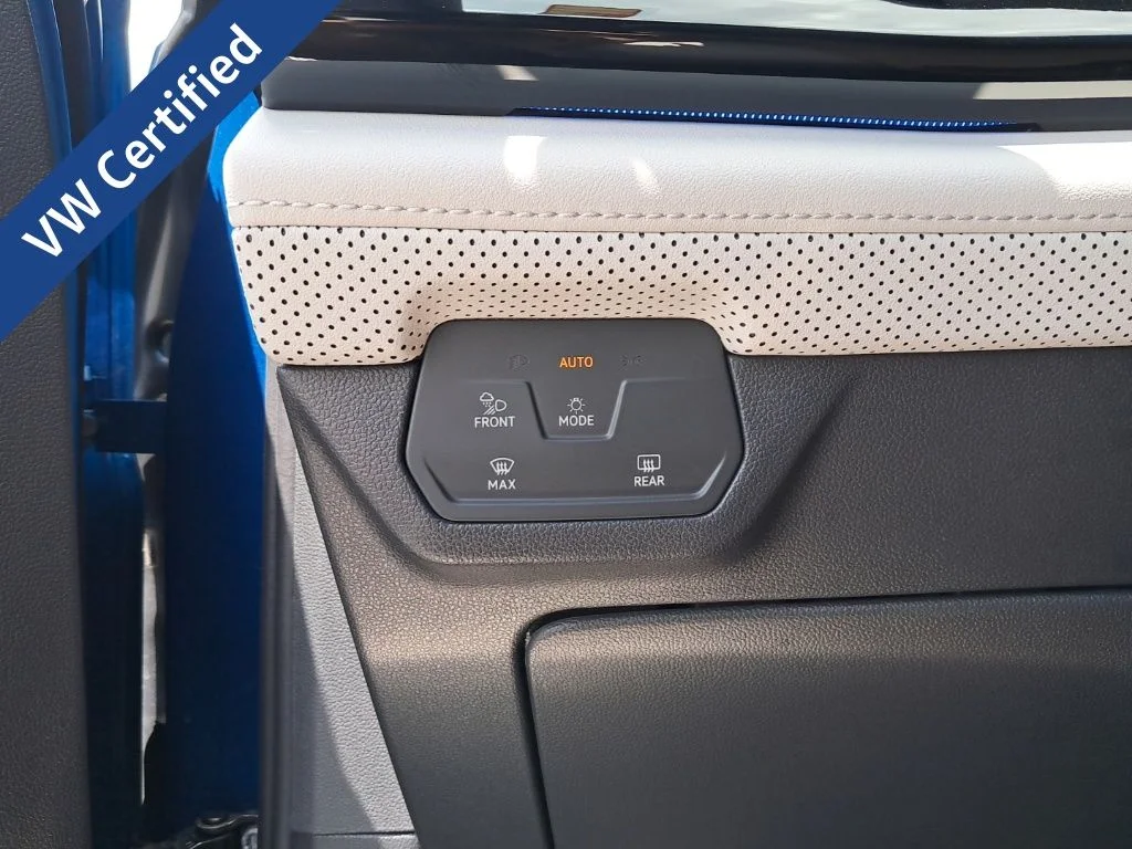2025 Volkswagen Atlas Cross Sport SEL Premium R-LINE - Photo 10