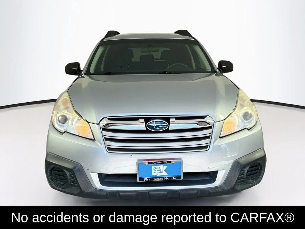 Used 2013 Ice Silver Metallic Subaru 2.5i image 2