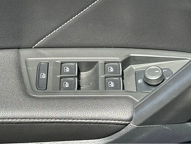 2024 Volkswagen Tiguan SE - Photo 33