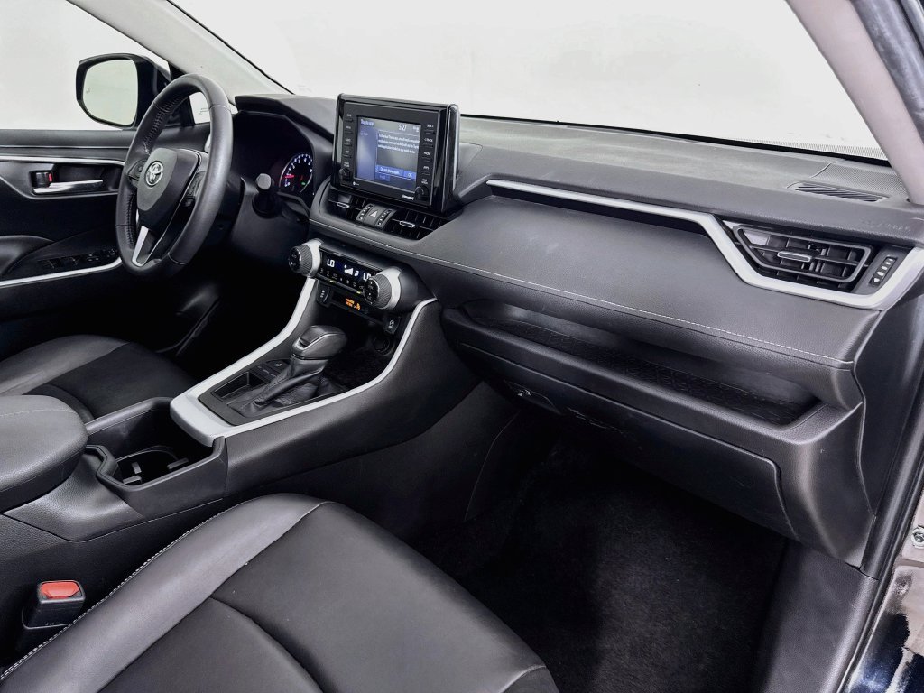 2022 Toyota RAV4 XLE Premium - Photo 34