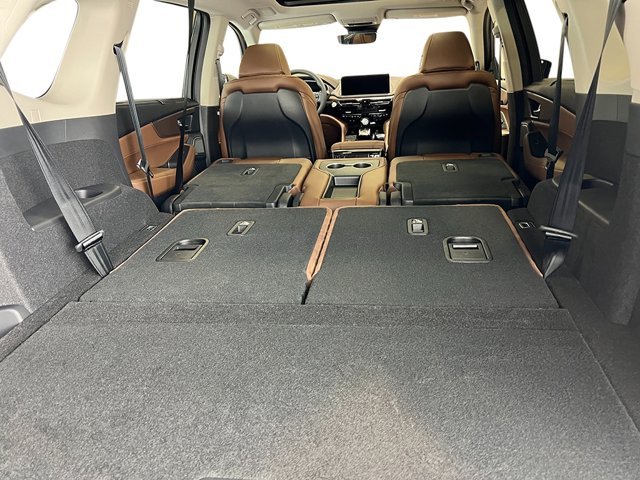 New 2026 Liquid Carbon Metallic Acura w/Technology Package image 36