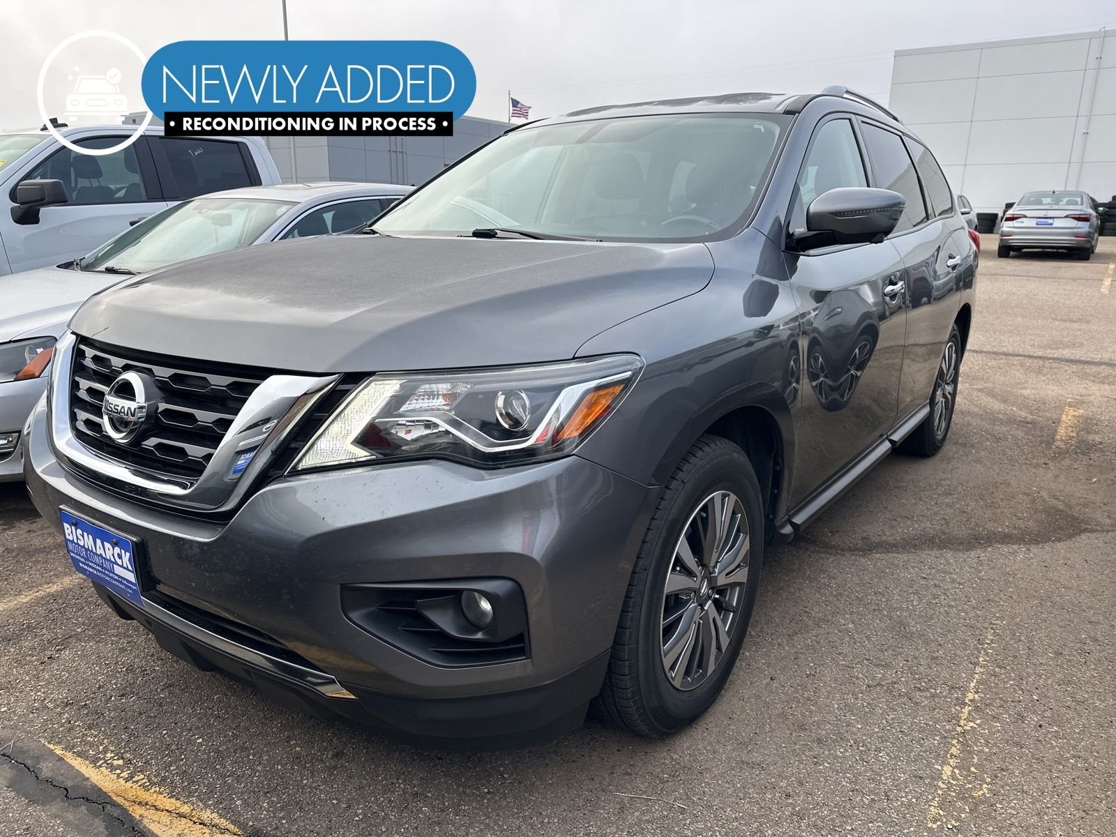 2019 Nissan Pathfinder SL
