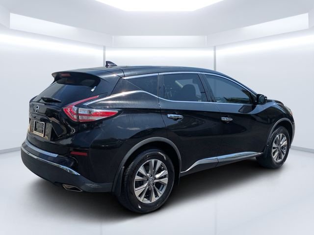 Used 2018 Black Nissan S image 3