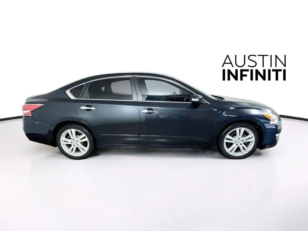 Used 2015 Blue Nissan 3.5 SL image 8