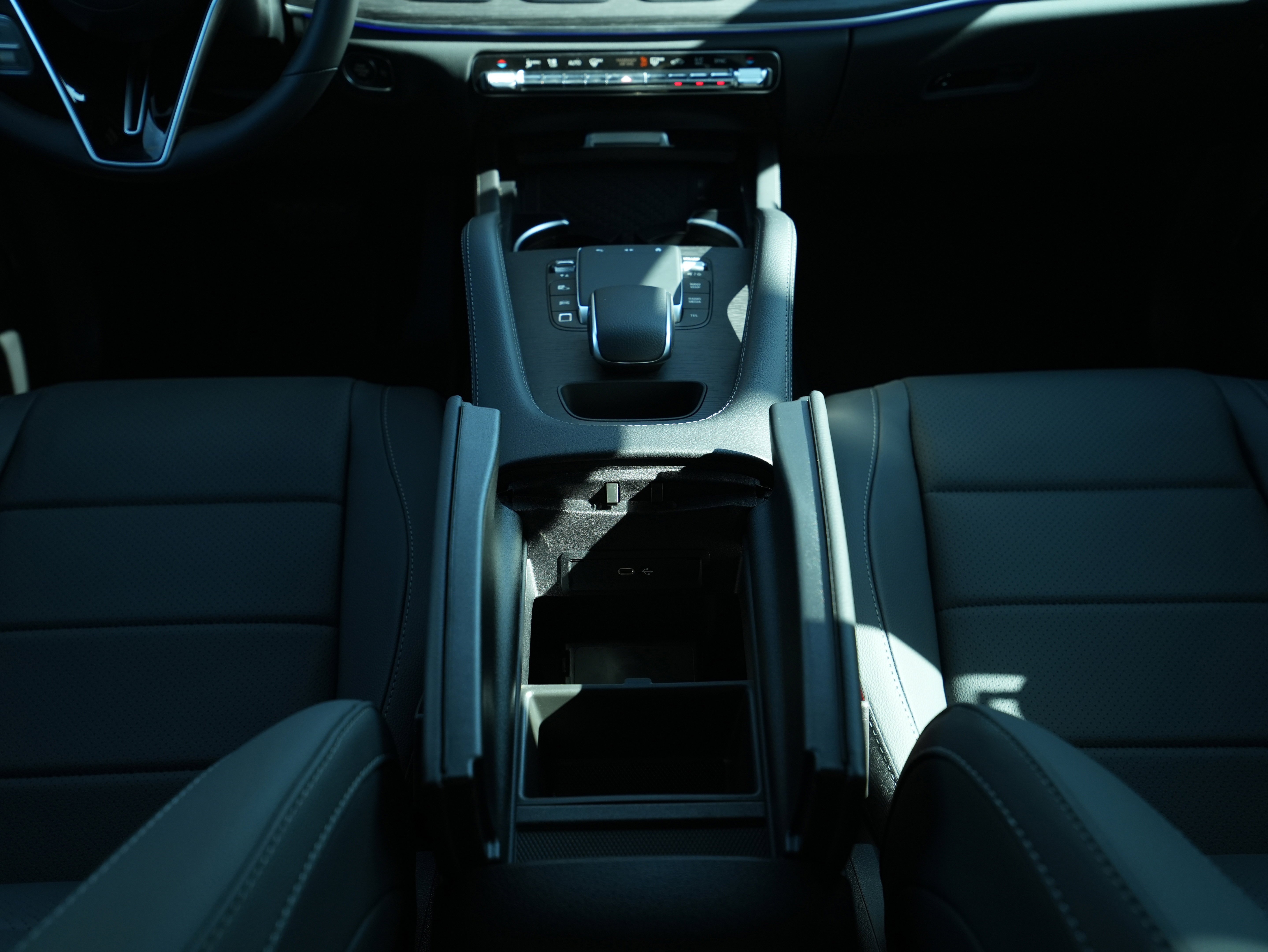 New 2026 Obsidian Black Metallic Mercedes-Benz GLE 350 image 29
