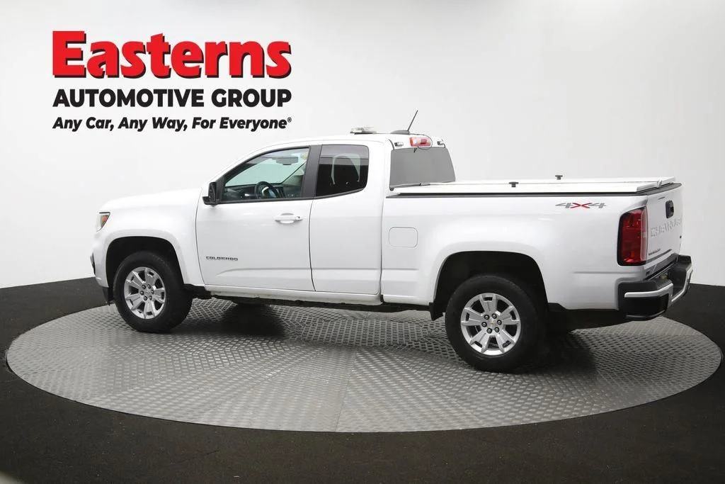 Used 2022 White Chevrolet LT image 65