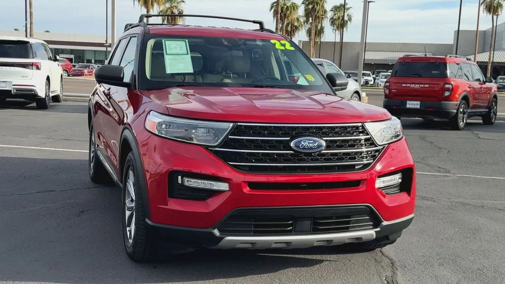 Used 2022 Red Ford XLT image 4