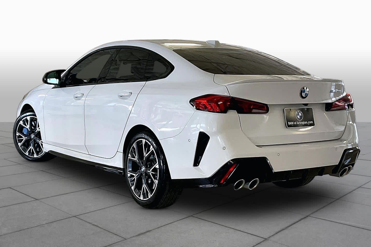 2025 BMW 2 Series M235 - Photo 10