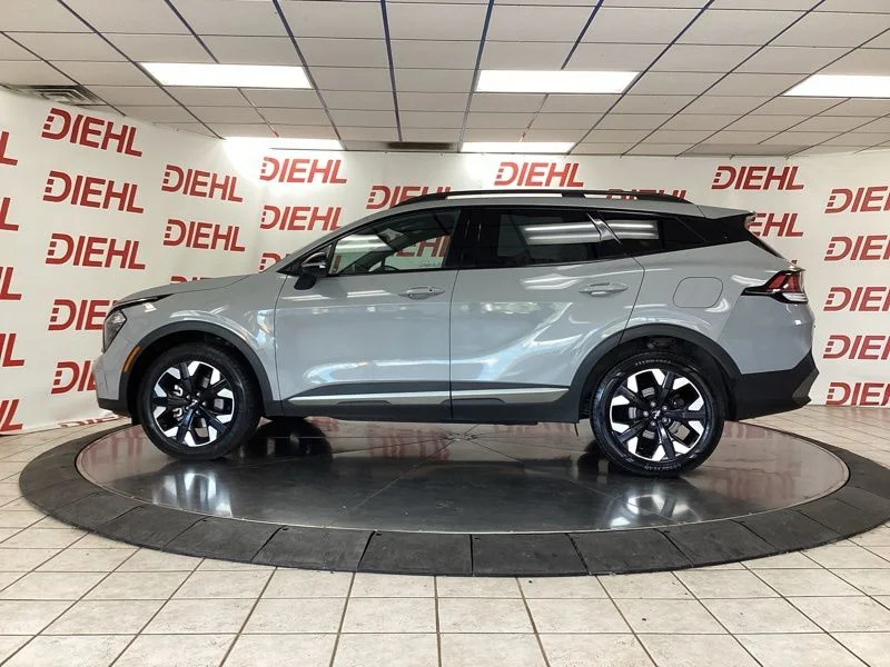 Used 2023 Gray Kia X-Line image 4
