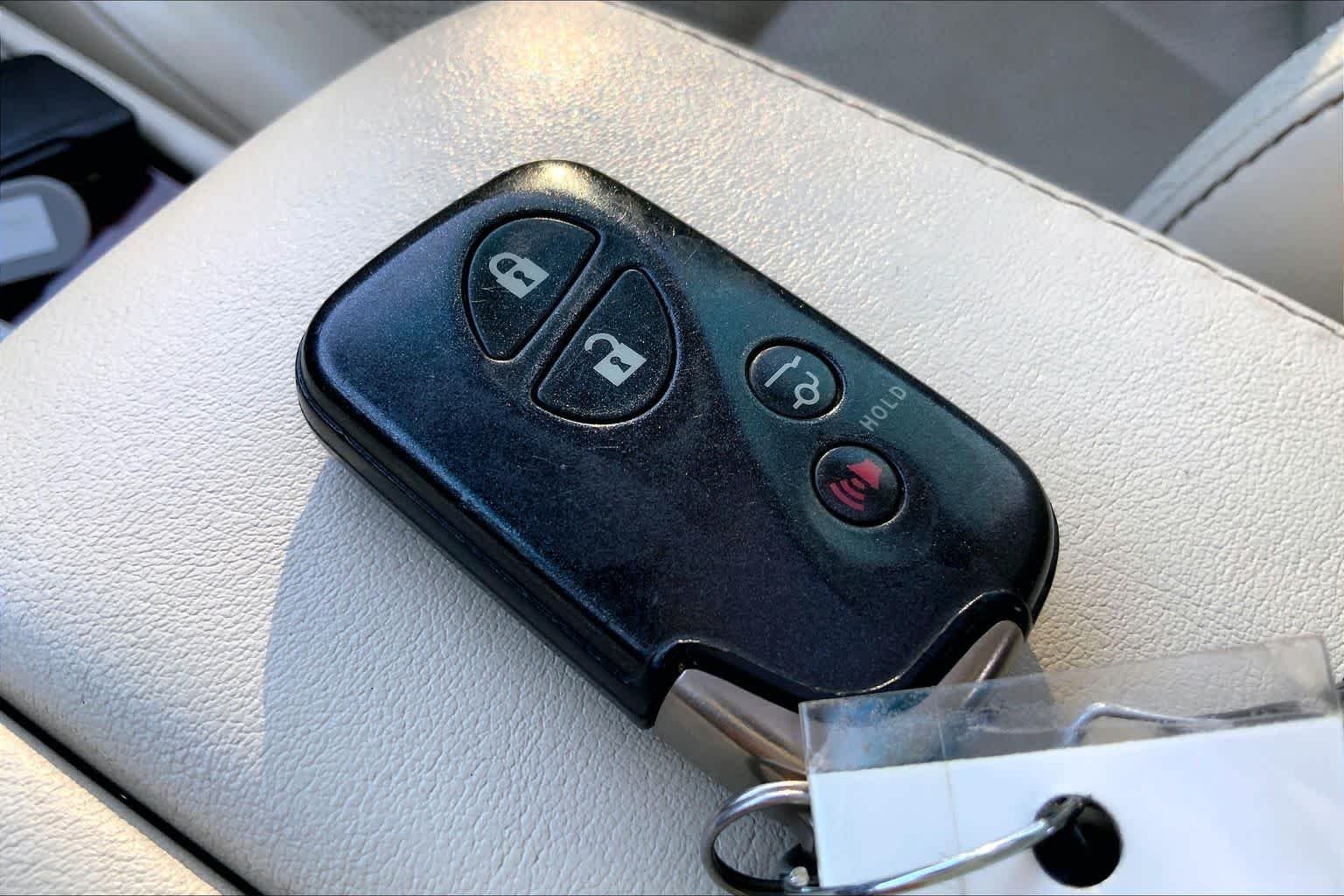 Used 2011 Black Onyx Lexus  image 14