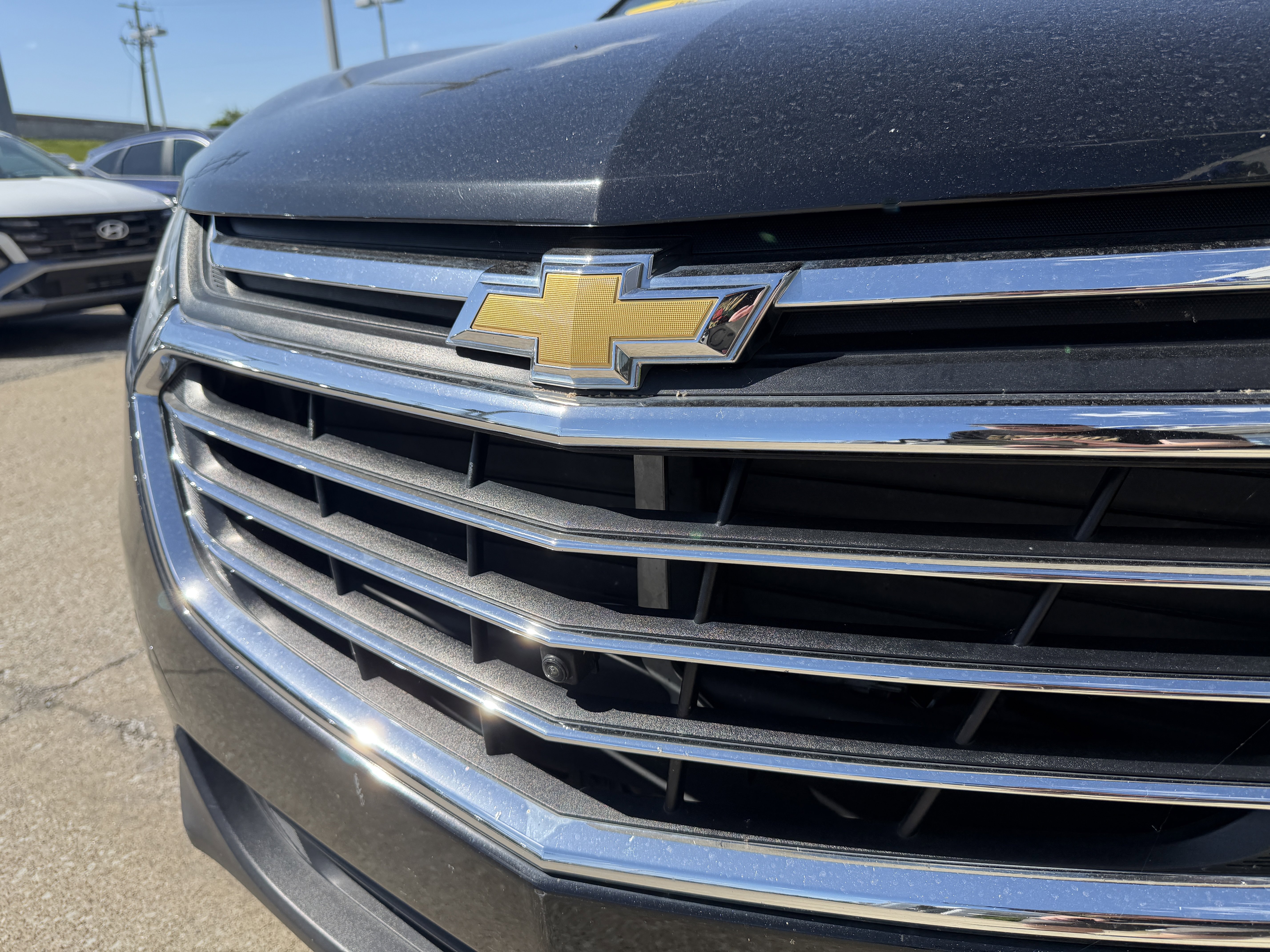Used 2018 Mosaic Black Metallic Chevrolet Premier image 20