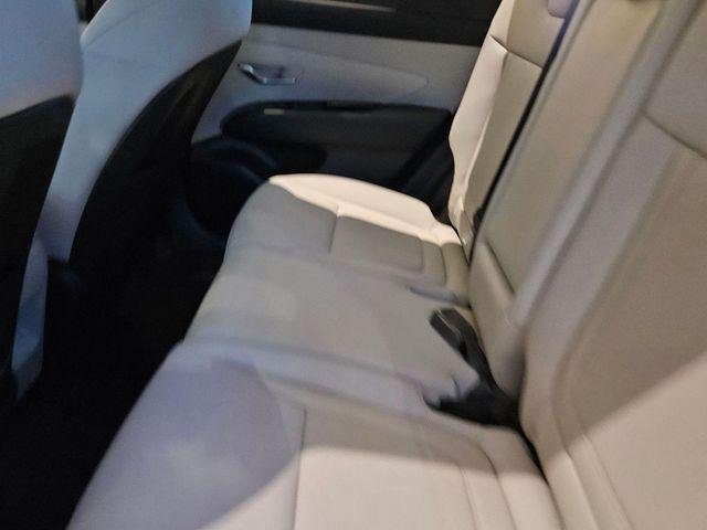 2025 Hyundai Tucson Limited - Photo 15
