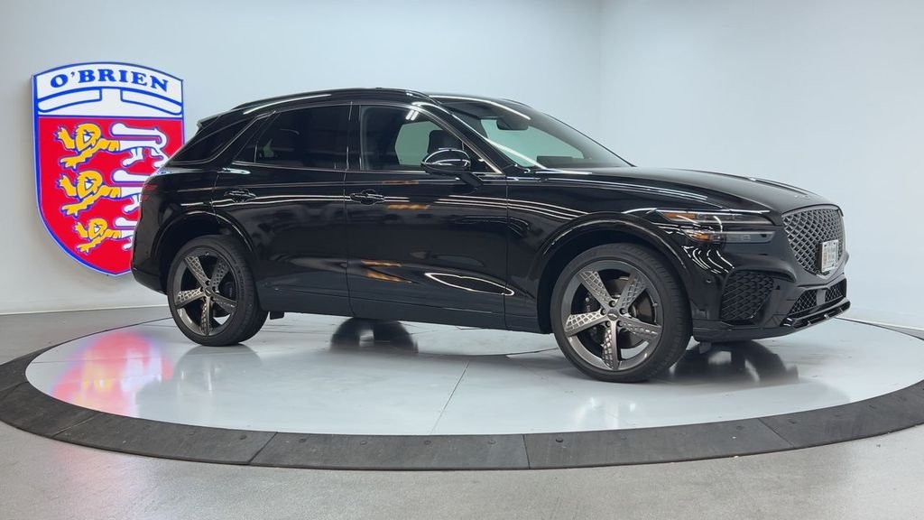 Used 2025 Black Genesis 3.5T Sport image 3