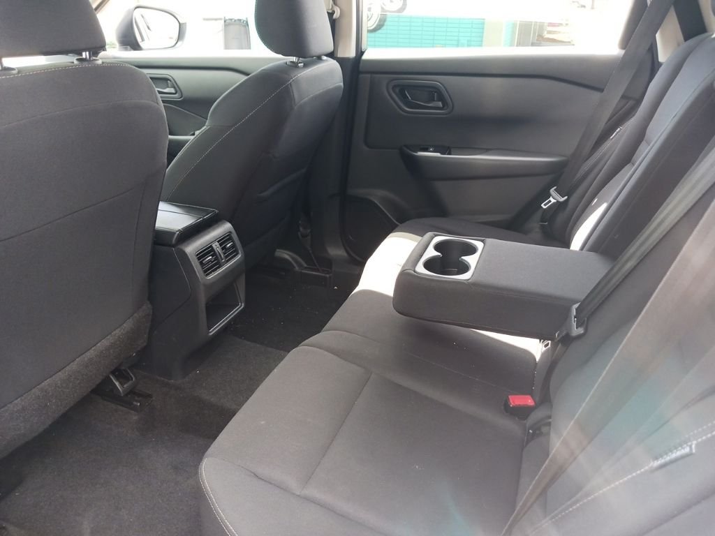 Used 2024 Silver Nissan S image 13