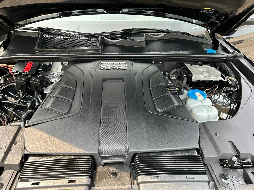 Used 2017  Audi 3.0T Premium Plus image 26