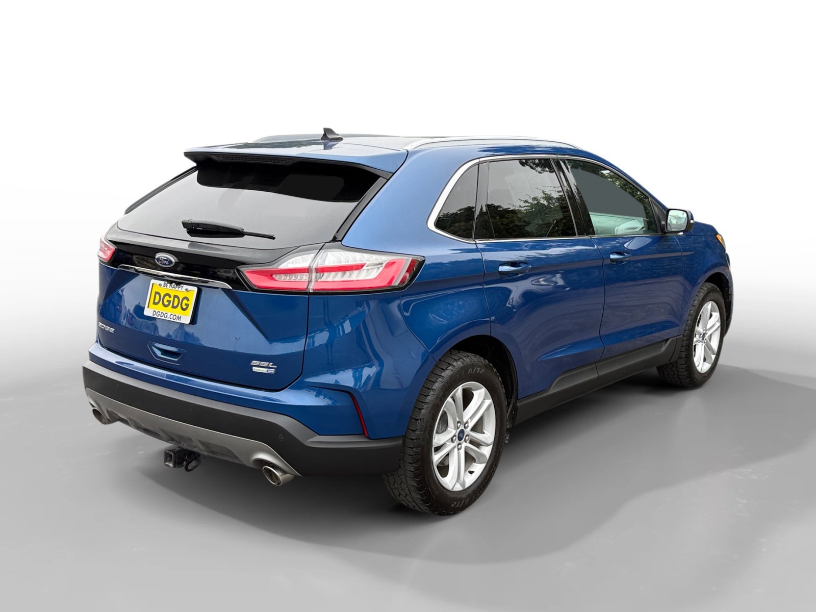 Certified Used 2020 Blue Metallic Ford SEL image 5