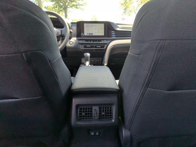 Certified Used 2025  Toyota LE image 32