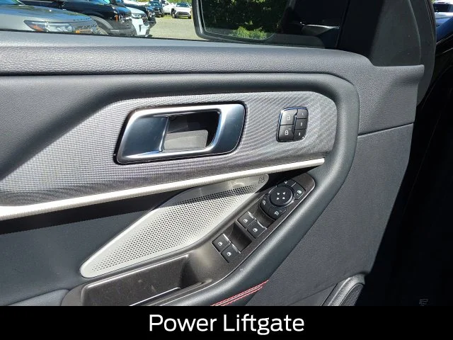 New 2026 Agate Black Metallic Ford ST image 17