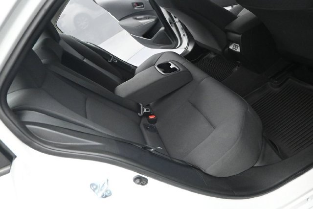 Used 2025 Ice Cap Toyota LE image 15
