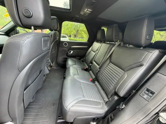Used 2024  Land Rover Dynamic SE image 22