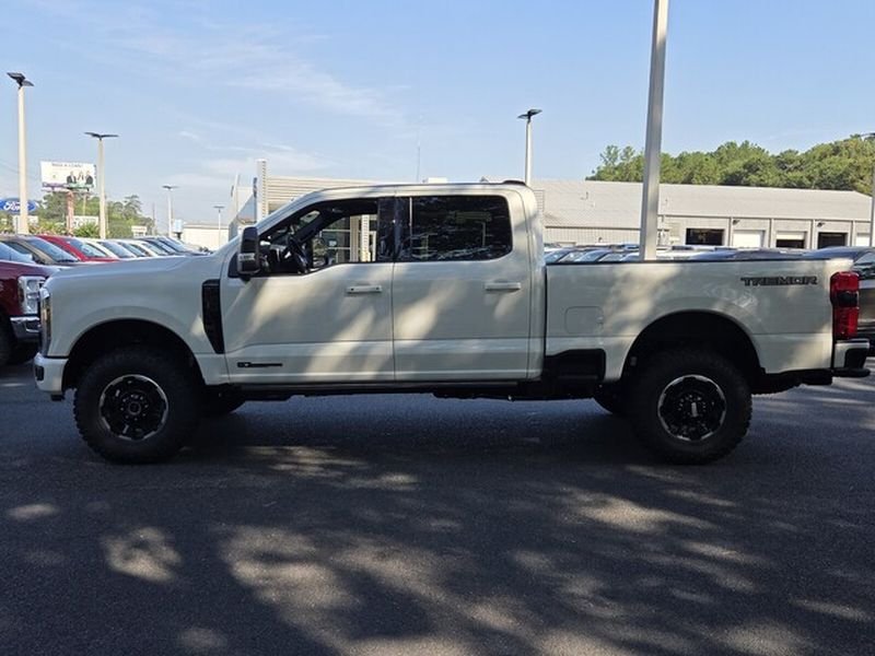 New 2026 Star White Metallic Tri-Coat Ford F-250® Platinum® image 5