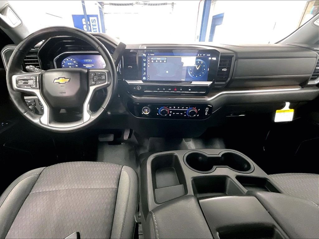 Used 2023 White Chevrolet LT image 21