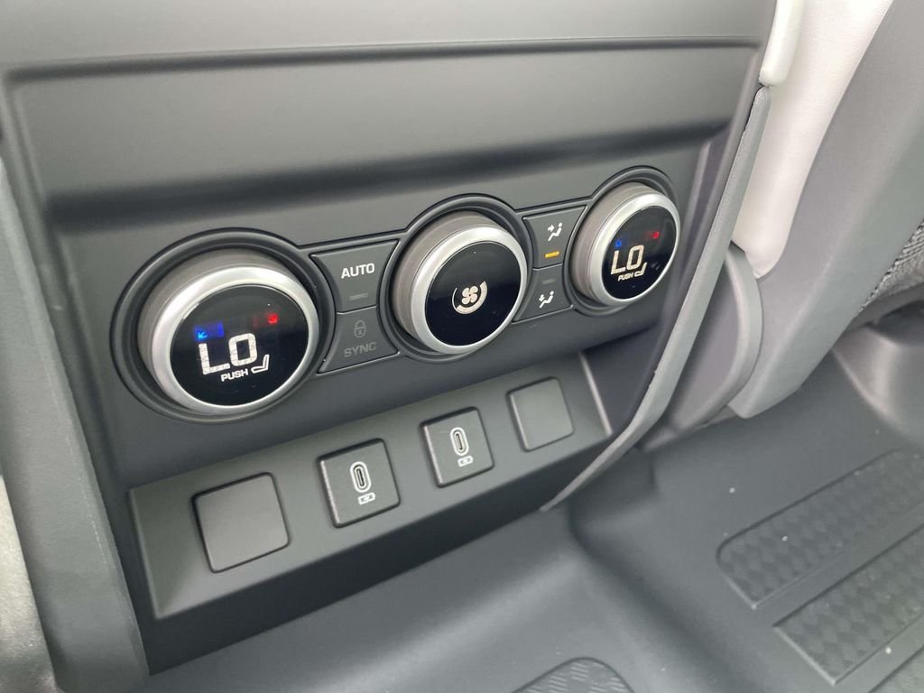2026 Land Rover Defender S - Photo 21