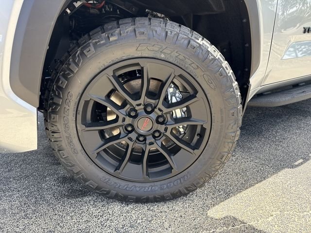 2026 Toyota Tundra Limited - Photo 12