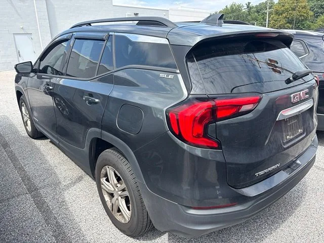 Used 2019 Gray GMC SLE image 6