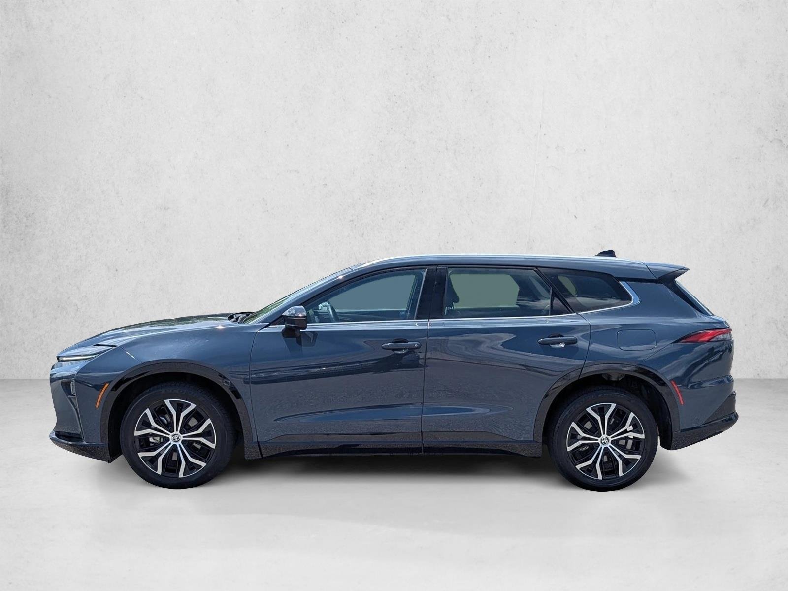 Used 2025 Storm Cloud Toyota XLE image 8