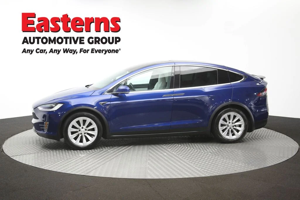 Used 2017 Blue Tesla 100D image 55