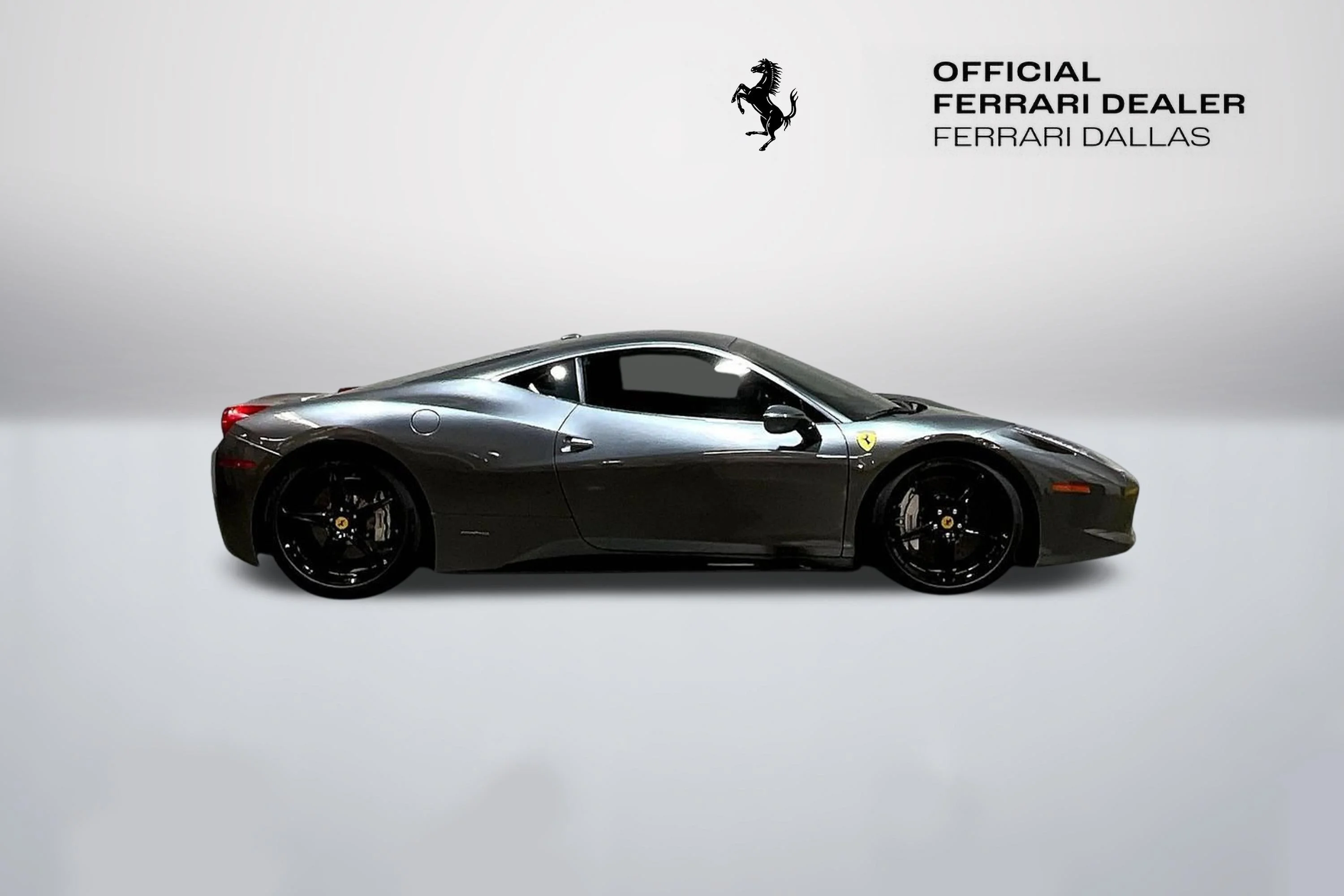 Used 2015 Grigio Silverstone Ferrari  image 4