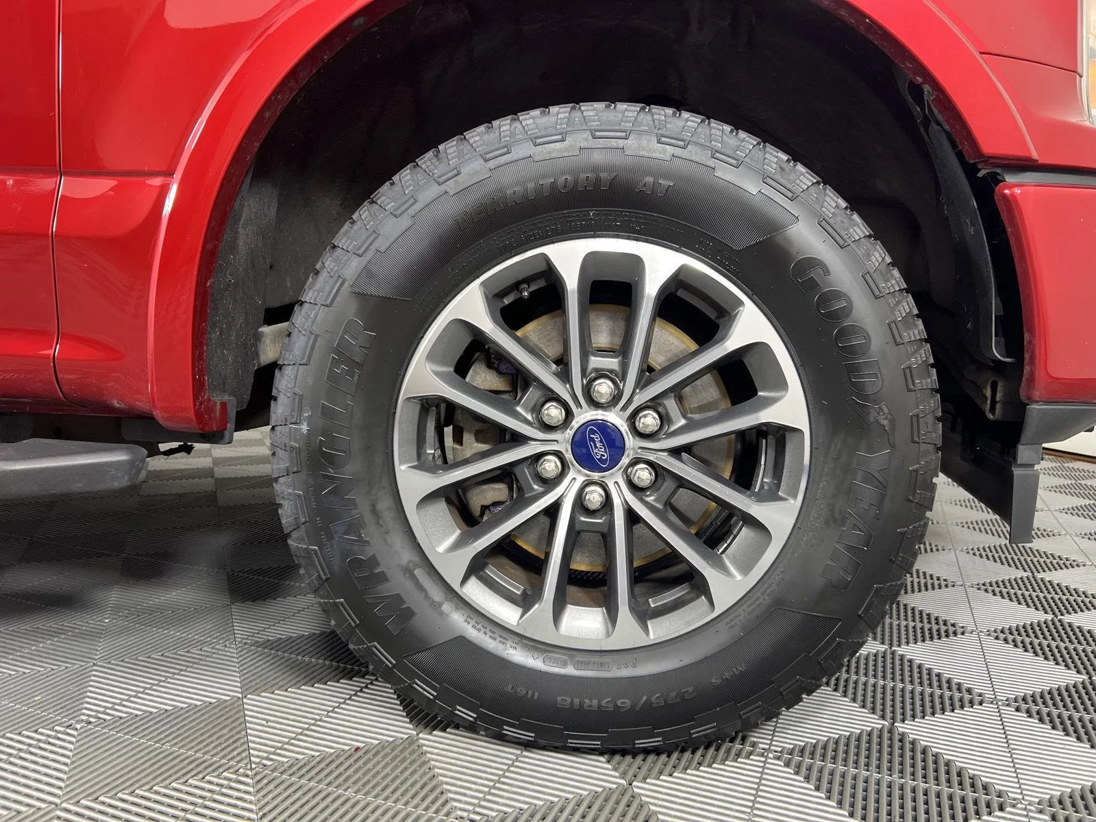Used 2020 Rapid Red Metallic Tinted Clearcoat Ford XLT image 12