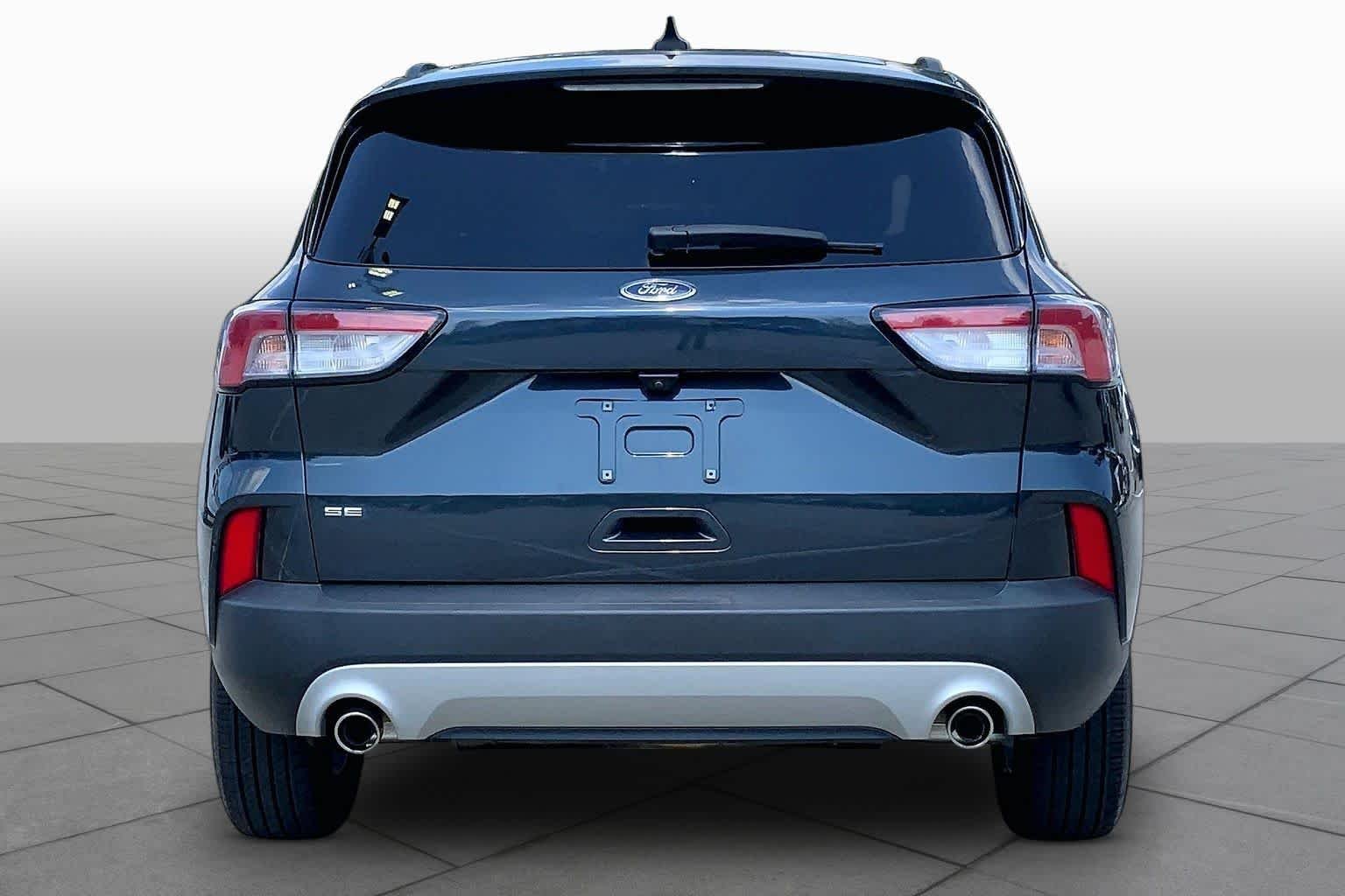 Pre-Owned 2022 Ford Escape SE