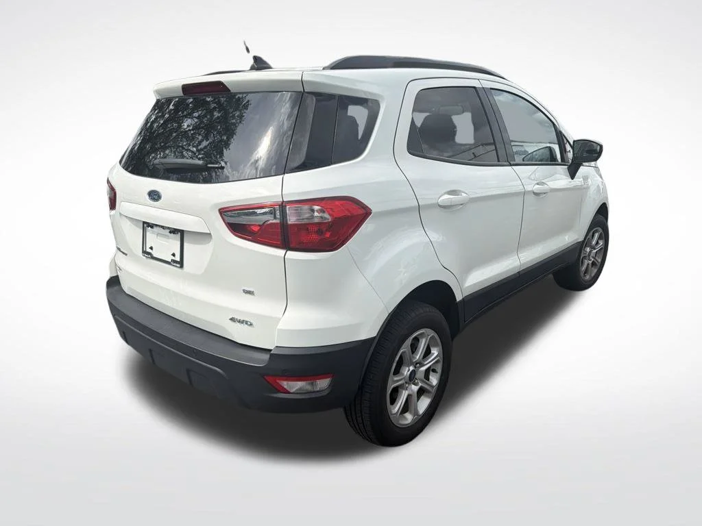 Used 2020 White Ford SE image 5