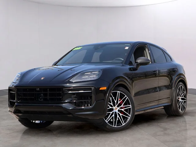 2025 Porsche Cayenne Coupe GTS