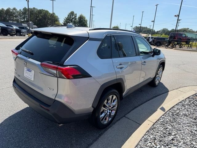 Certified Used 2020 Silver Sky Metallic Toyota XLE Premium image 8