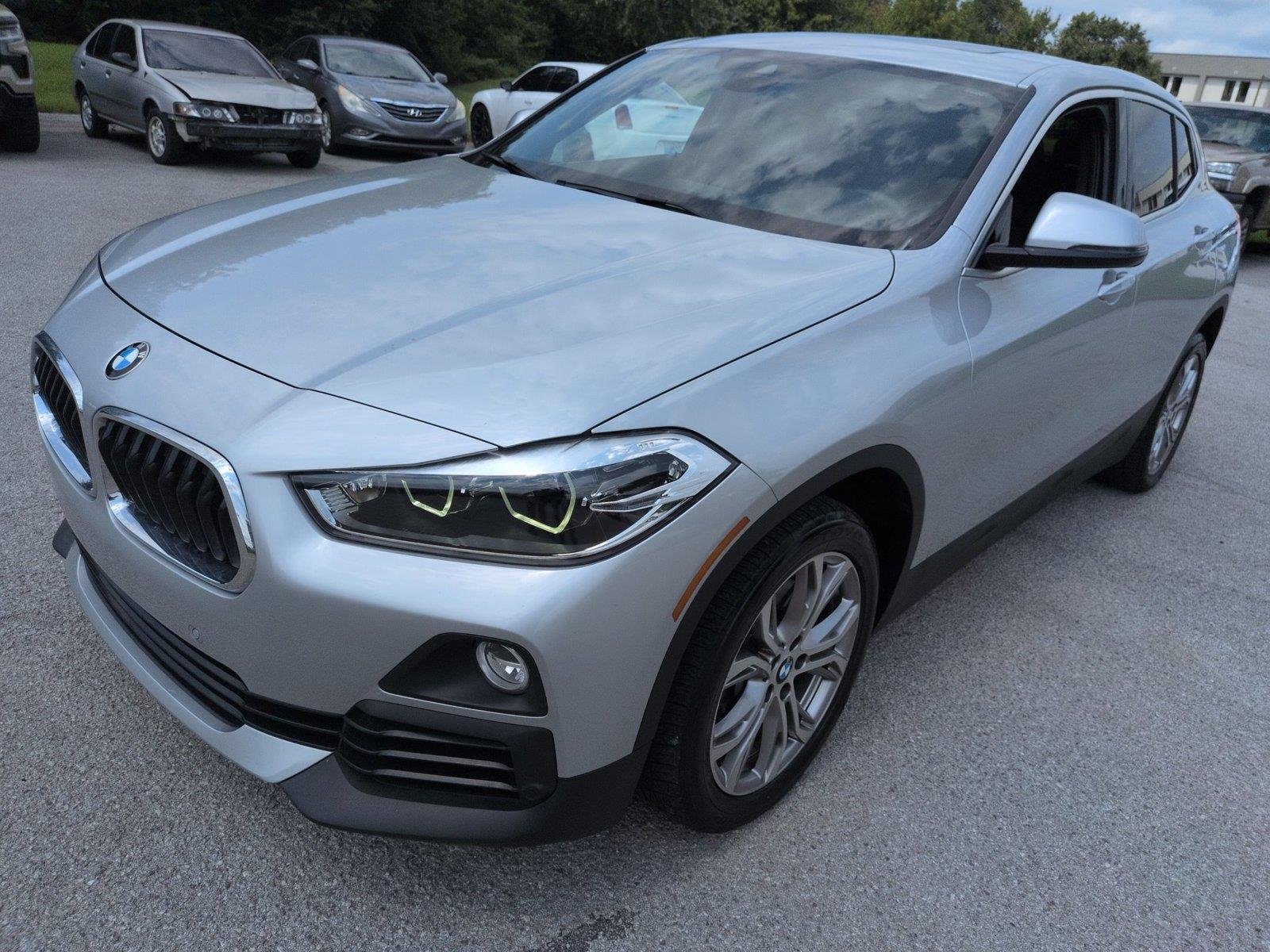 Used 2019 Glacier Silver Metallic BMW sDrive28i image 9